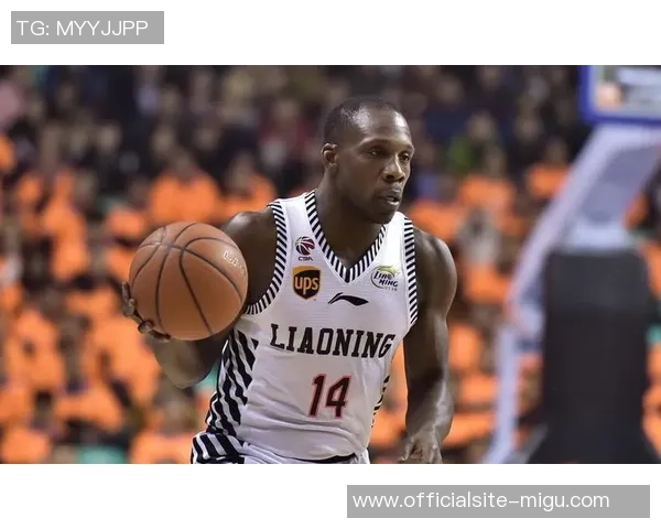 哈德森的传奇旅程：从篮球场到人生巅峰的奋斗故事