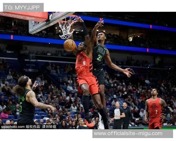 布鲁克洛佩斯:从篮筐之下到三分线外的全能大个子之路 布鲁克洛佩斯:从篮筐之下到三分线外的全能大个子之路