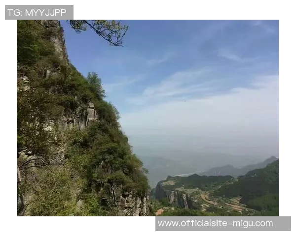 张静亲述攀岩技巧与心得体会助你轻松征服高峰挑战